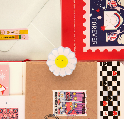 Happy Daisy! Decorative Double-Sided Clear Acrylic Clip