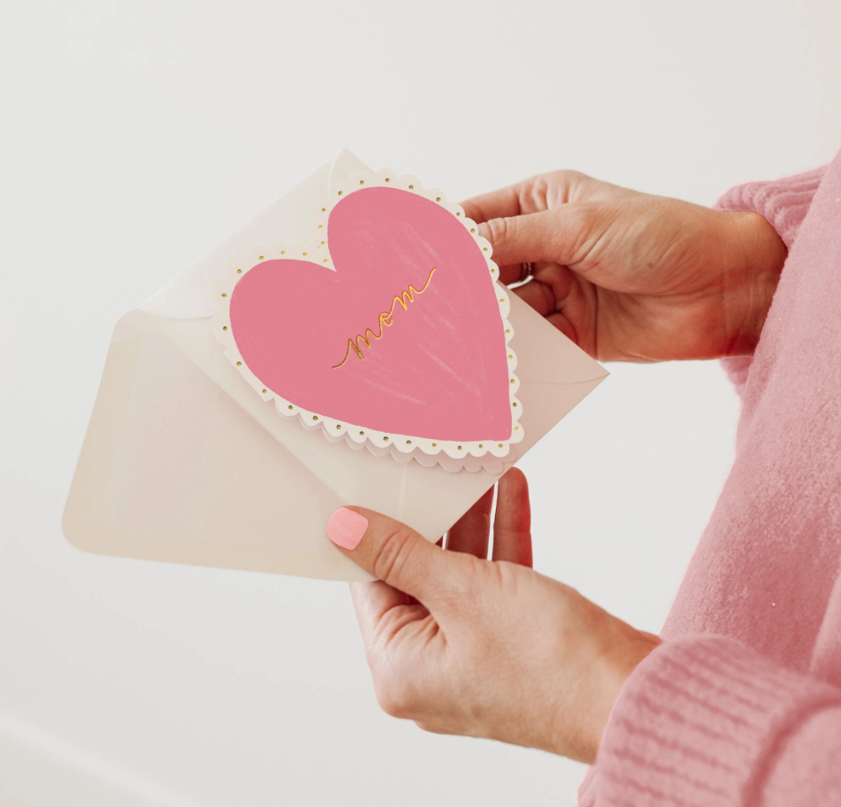 Mom Heart Scalloped Card
