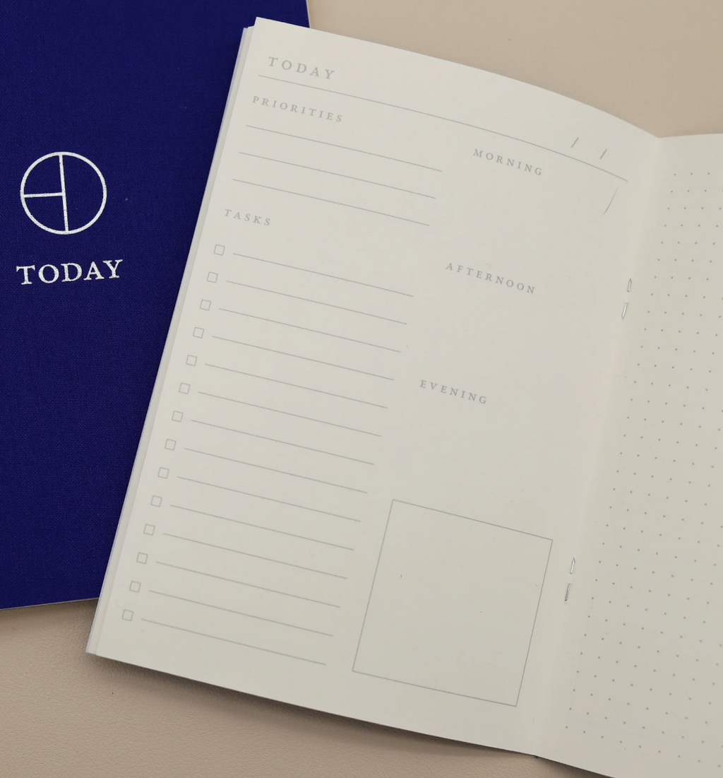 Cloth Saddle Stitch Planner - Undated B6