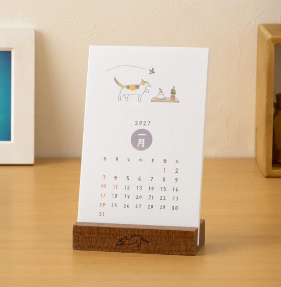 Midori Stand Calendar Cat 2027