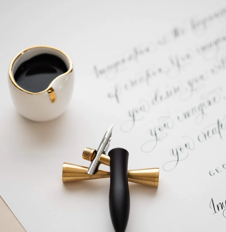 Tom’s Studio Flourish Calligraphy Pen