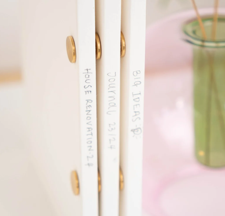 Tom’s Studio Studio Pad — White